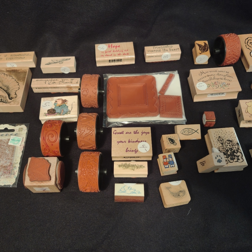 Lot of 32 rubber wood stamps